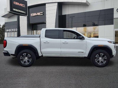 2024 GMC Canyon AT4