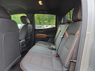 2024 GMC Canyon AT4