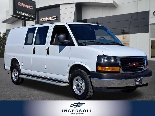 2025 GMC Savana Cargo Base