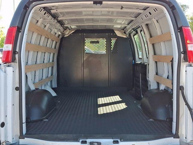 2025 GMC Savana Cargo Base