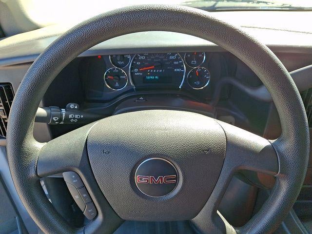 2025 GMC Savana Cargo Base