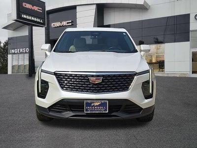 2024 Cadillac XT4 Luxury