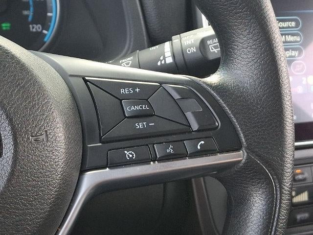 2025 Nissan LEAF S