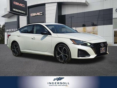 2023 Nissan Altima 2.5 SR