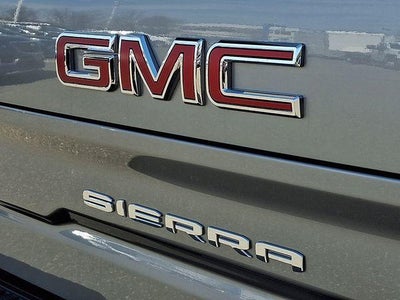 2025 GMC Sierra 1500 AT4