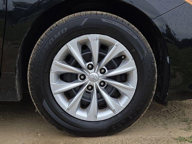 2016 Toyota Camry XLE