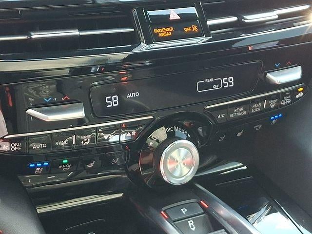 2025 Acura MDX w/A-Spec Advance Package