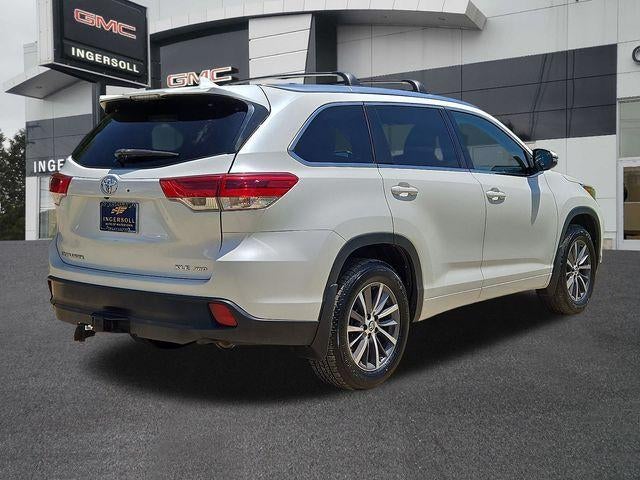 2018 Toyota Highlander SE