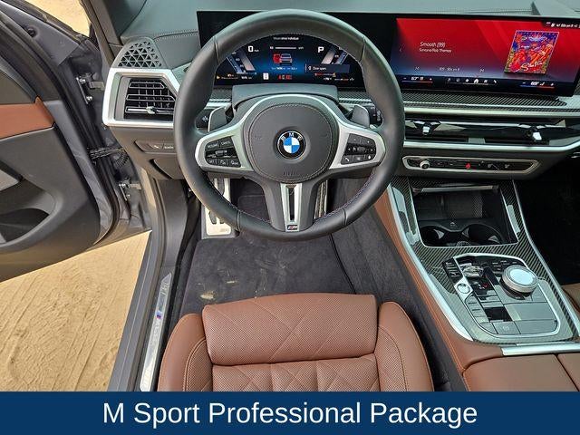 2025 BMW X5 M60i