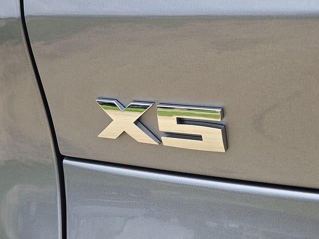 2025 BMW X5 M60i