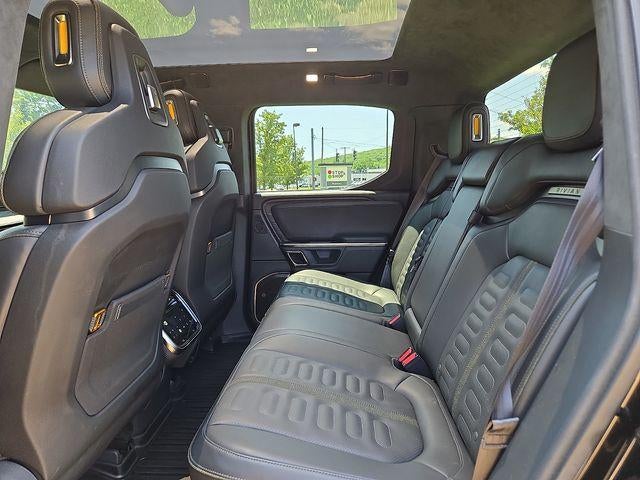 2023 RIVIAN R1T Adventure