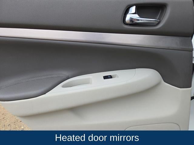 2015 INFINITI Q40 4dr Sdn AWD