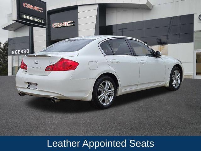 2015 INFINITI Q40 4dr Sdn AWD