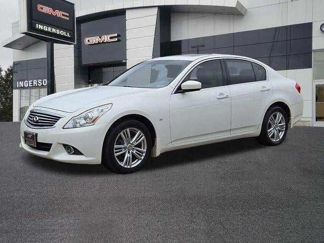 2015 INFINITI Q40 4dr Sdn AWD