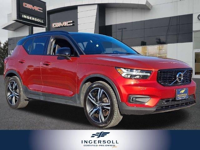 2022 Volvo XC40