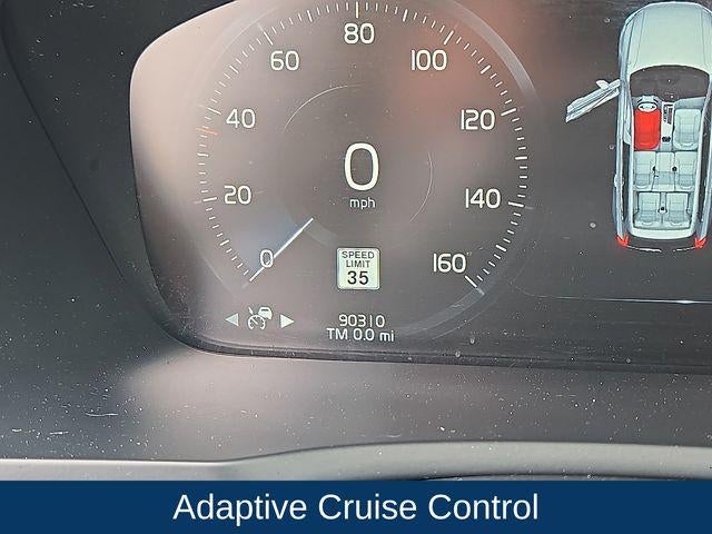 2016 Volvo XC90 T6 R-Design