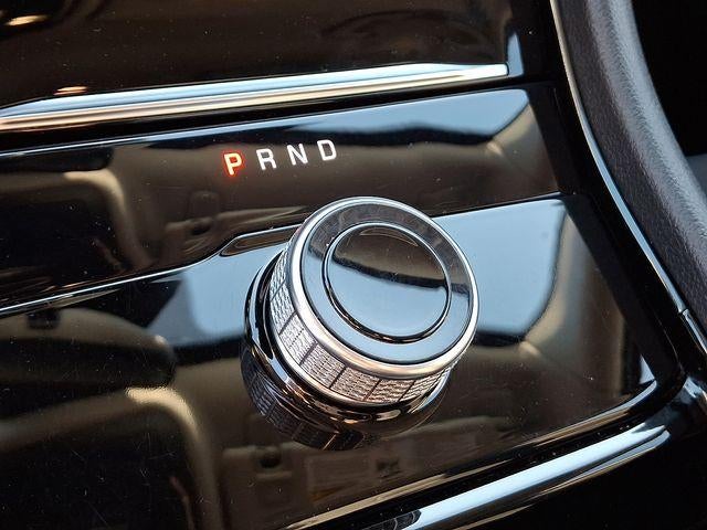 2023 Jeep Grand Cherokee Laredo 4x4