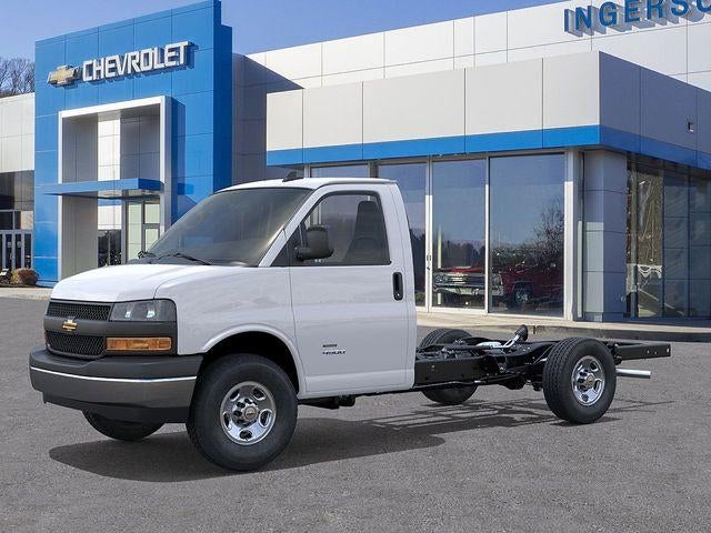 2025 Chevrolet Express Cutaway 3500 Base