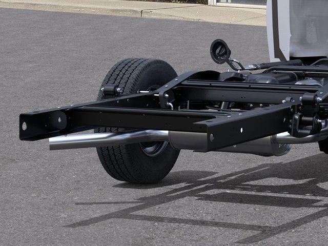 2025 Chevrolet Express Cutaway 3500 Base