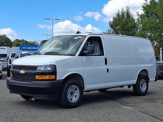 2025 Chevrolet Express Cargo 3500 Base