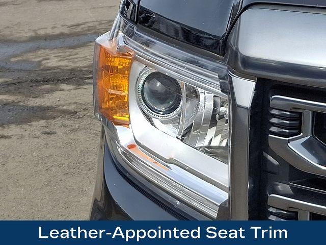 2022 GMC Canyon AT4 - Leather