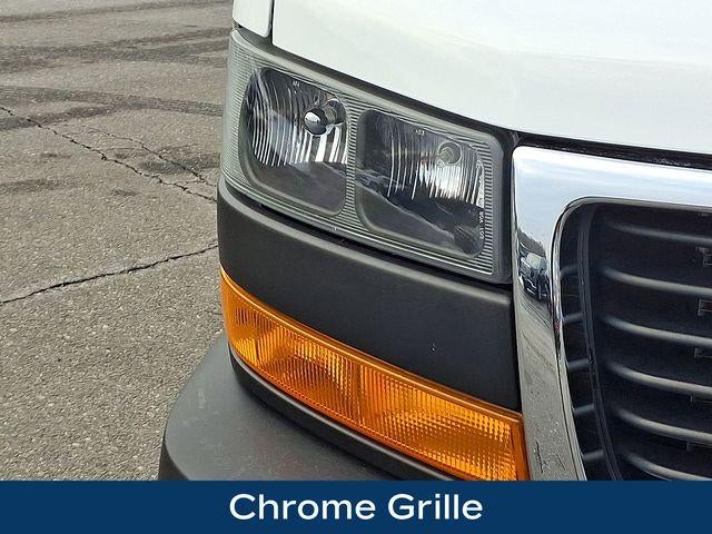 2023 GMC Savana Cargo 2500 Base