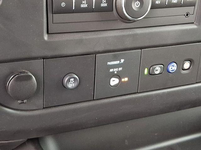 2025 Chevrolet Express Cutaway 3500 Base