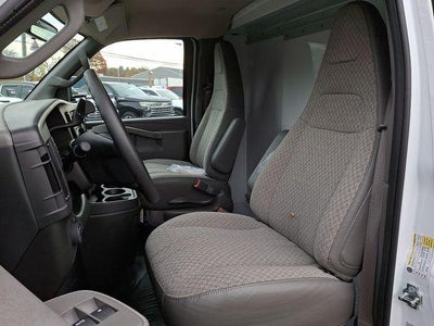 2025 Chevrolet Express Cutaway 3500 Base
