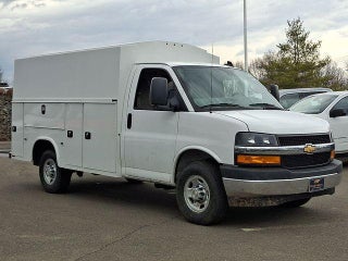 2026 Chevrolet Express Cutaway 3500 Base