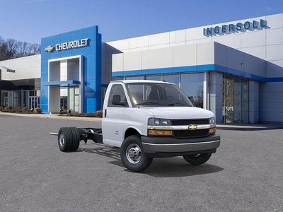 2026 Chevrolet Express Cutaway 3500 Base