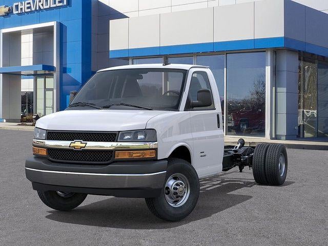 2026 Chevrolet Express Cutaway 3500 Base
