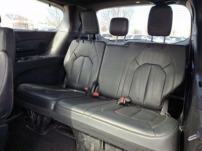 2019 Chrysler Pacifica Touring L Plus