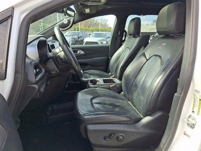 2019 Chrysler Pacifica Touring L Plus