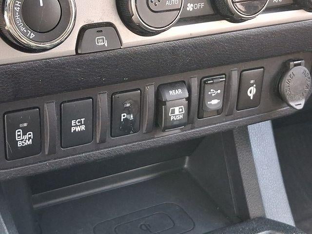 2018 Toyota Tacoma SR