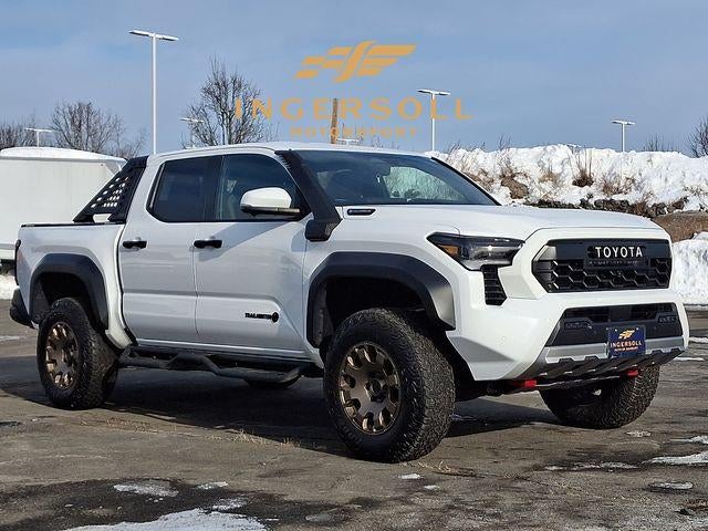 2025 Toyota Tacoma Hybrid Trailhunter