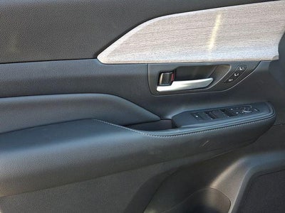 2025 Toyota Grand Highlander Platinum