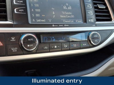 2019 Toyota Highlander SE