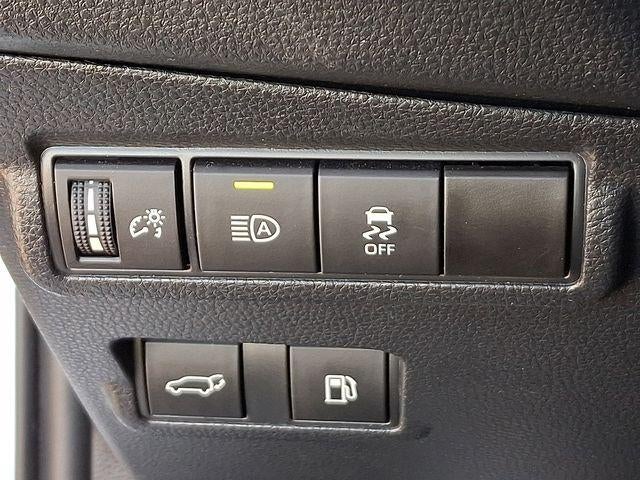 2023 Toyota Corolla Cross Hybrid XSE