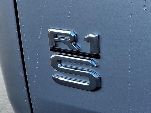 2024 RIVIAN R1S Adventure