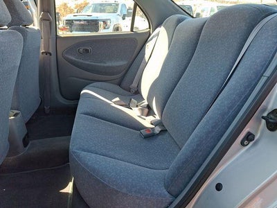 2000 Hyundai Elantra GLS