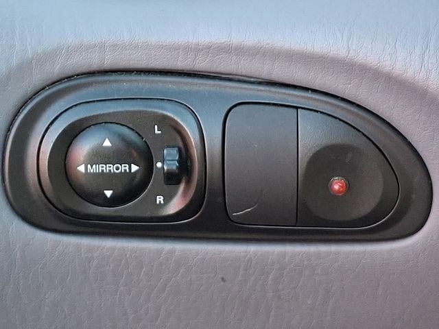 2000 Hyundai Elantra GLS