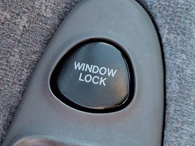 2000 Hyundai Elantra GLS