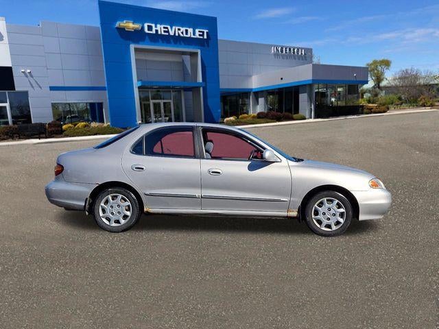 2000 Hyundai Elantra GLS