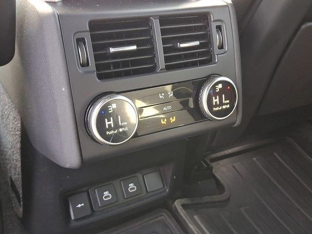 2023 Land Rover Discovery P360 HSE R-Dynamic