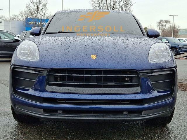 2022 Porsche Macan Base