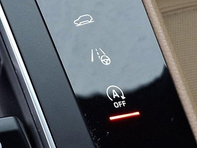 2022 Porsche Macan Base