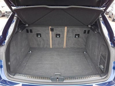 2022 Porsche Macan Base
