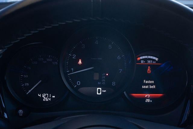 2023 Porsche Macan Base