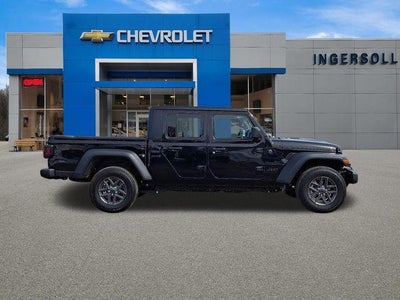 2025 Jeep Gladiator Sport S