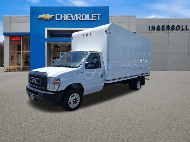 2024 Ford E-Series Cutaway Base